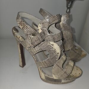 5 1/2 Inch Platform Sandal Pump